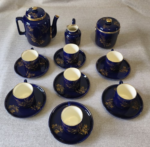 Ensemble service cafe - ensemble, a